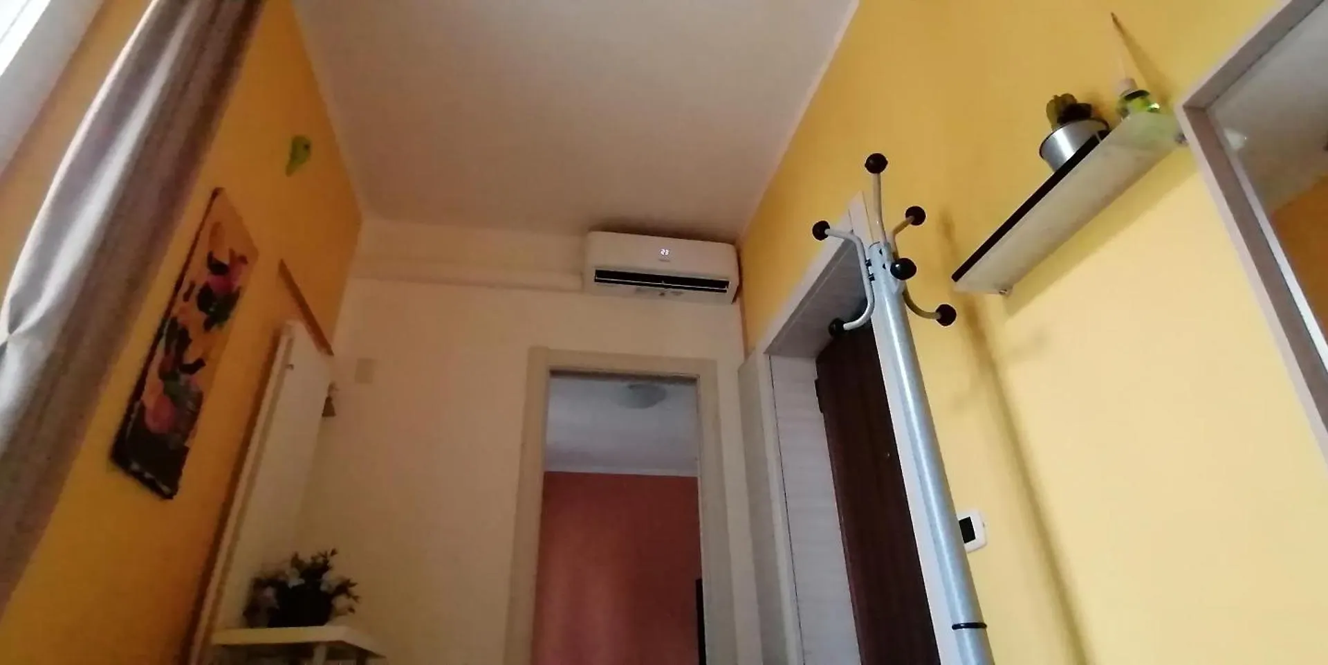 B8 Parma Apartment