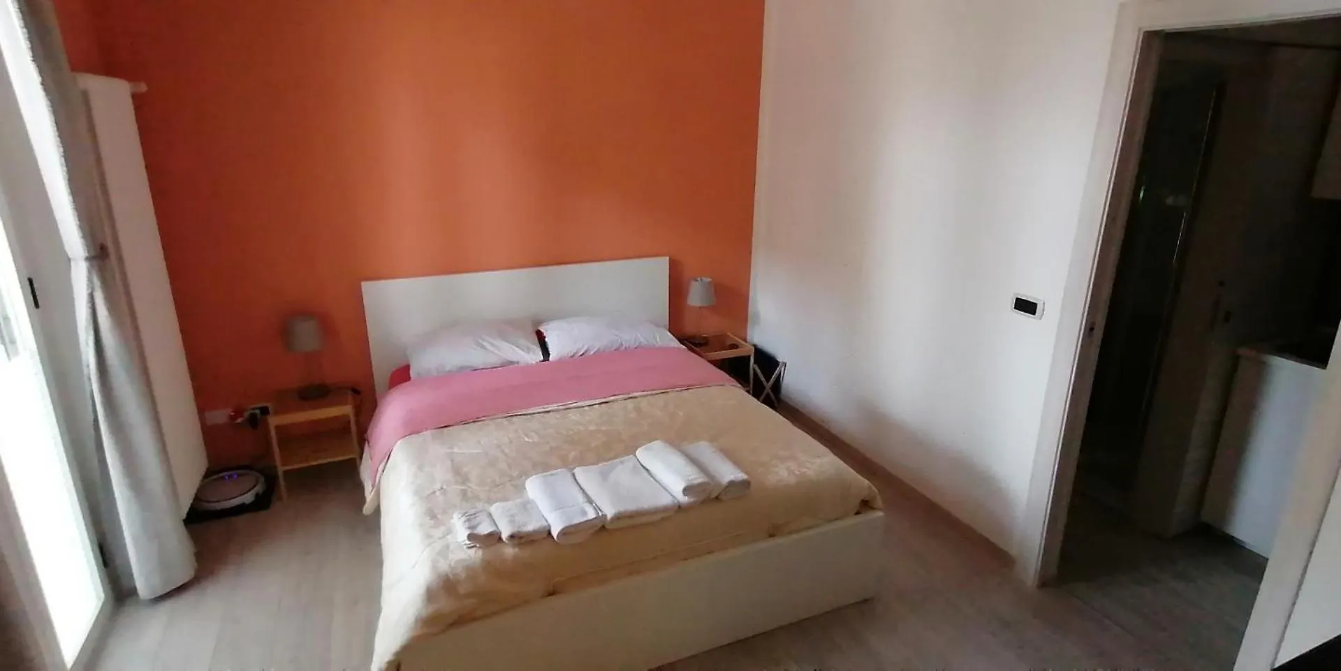 B8 Parma Apartment Italy